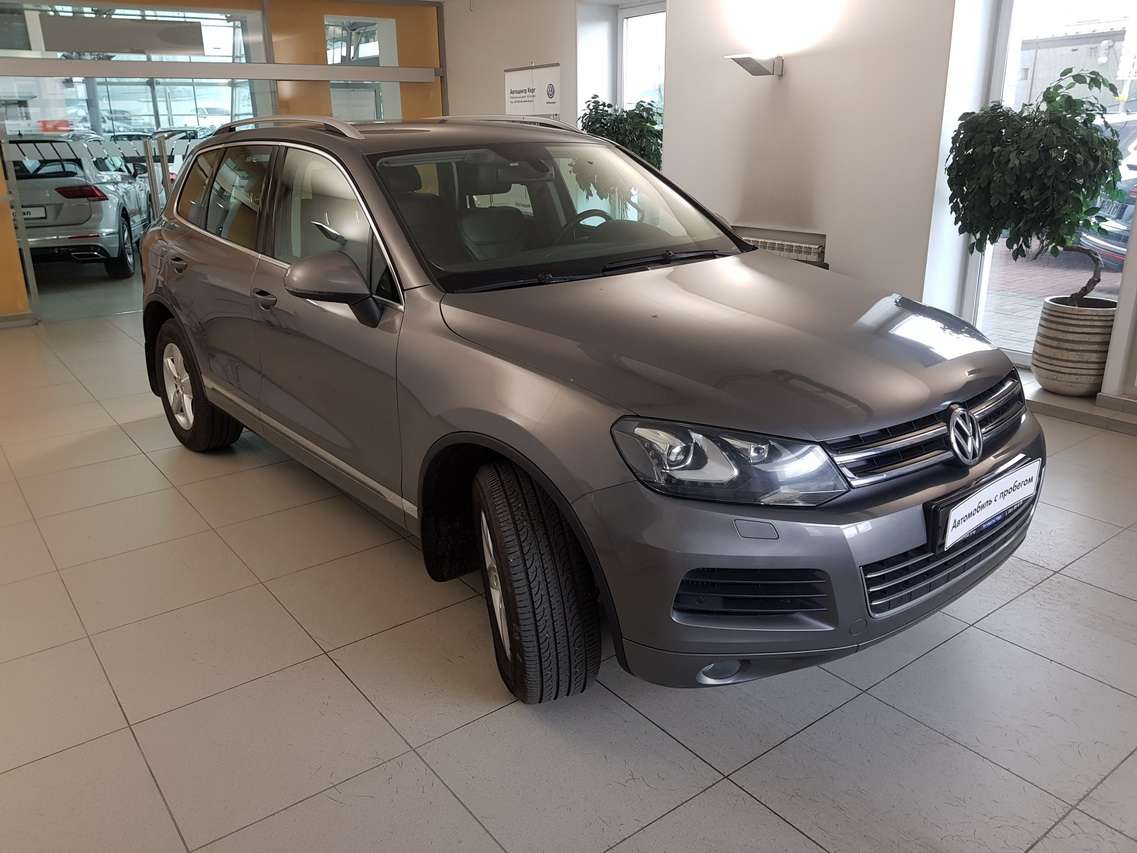 Volkswagen Touareg